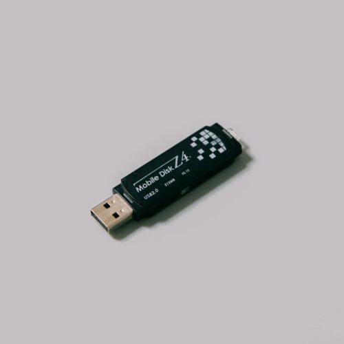 32GB USB Flash Drive